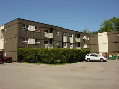84 COUNTRY HILL DRIVE, KITCHENER 2 BEDROOM UNIT AVAILABLE FOR RENT -Available units are located in t...