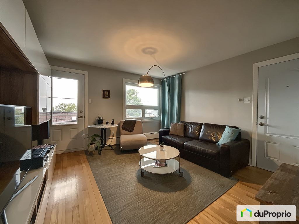 $429,000 - Condominium for sale in St-Jean-Baptiste — photo 2