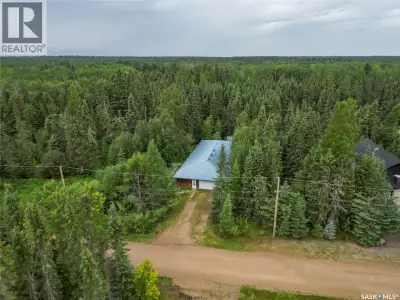 Private oasis retreat with an industrial feel! Upon entering this one of a kind property, you step d...