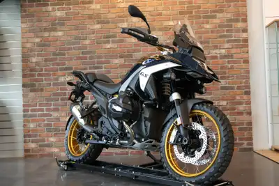 2026 BMW R 1300 GS – Fully Loaded Unit This is a brand new, fully loaded 2026 BMW R 1300 GS finished...