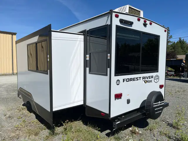 2026 Forest River VIBE in Travel Trailers & Campers in Terrace - Image 4