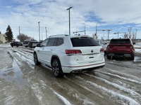 See Dealer Website for Details. Volkswagen Atlas Execline 2022 ... Engine: V6 Cylinder Engine 3.6L L... (image 4)