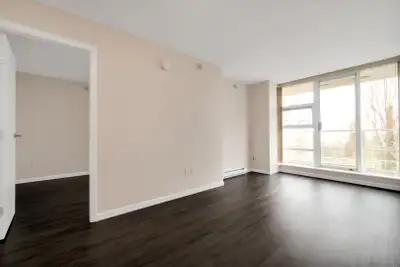 2 Bedroom 13s, 33s for Rent -