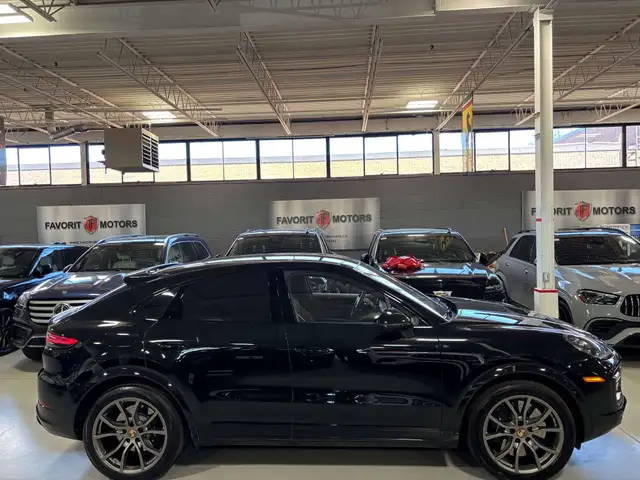 2023 Porsche Cayenne Turbo|AWD|NO LUX TAX|TRUFFLEBROWNSEATS|PREM in Cars & Trucks in City of Toronto - Image 4