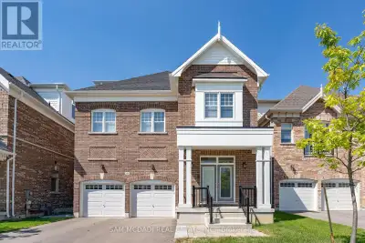 Situated in desirable Central Erin Mills, this exquisite home with over $200k spent in upgrades invi...