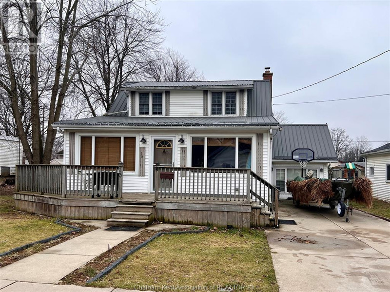 16 Sheldrick STREET Blenheim, Ontario Houses for Sale ChathamKent