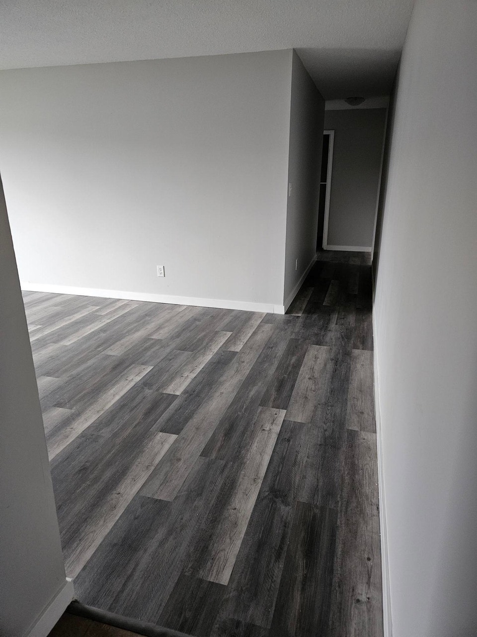 2 BEDROOM $1,595 ALL INCLUSIVE 2