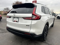 Harness dynamic performance and all-weather confidence with this exceptional Platinum White Pearl 20... (image 4)