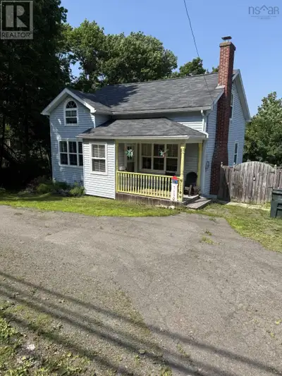 Quick occupancy is possible on this 3 bedroom, 1.5 bathroom 1.5 story home located very near (walkin...