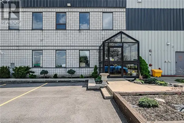 396 HENRY Street Brantford, Ontario in Commercial & Office Space for Rent in Brantford - Image 5