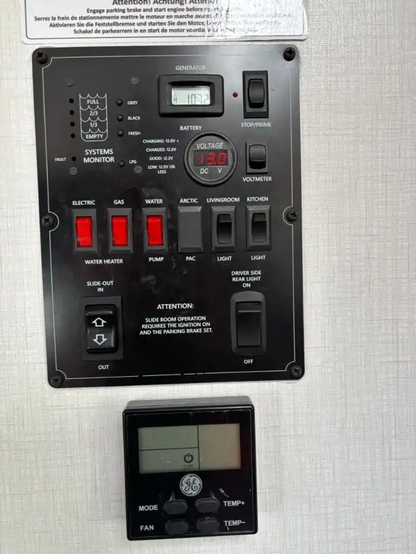 2023 Forester 2501 CD in RVs & Motorhomes in Laval / North Shore - Image 22