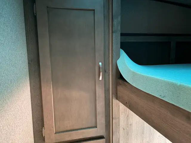 2018 Keystone SPRINTER 29 FWBH in Travel Trailers & Campers in St. Albert - Image 19
