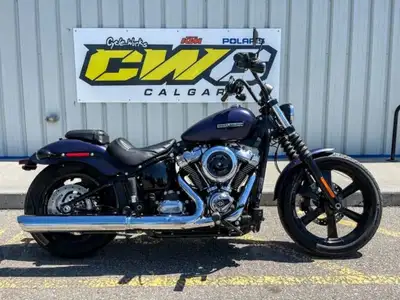 ONLY ~$157 BI-WEEKLY WITH $500 DOWN OAC. CALL/TEXT 403-230-1920.The 2025 Harley-Davidson Street Bob...