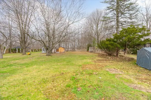 549 VICTORIA STREET, STRATHROY