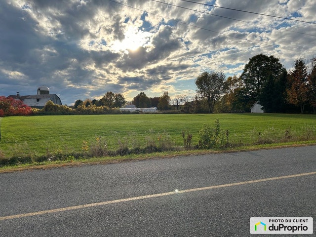 $229,000 - Residential Lot for sale in Godmanchester — photo 2
