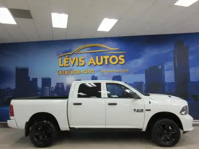 RAM 1500 CLASSIC 2019 EXPRESS V8 5.7 LITRES HEMI 4X4 CREW-CAB BOITE 5.7 PIEDS 6 PASSAGERS TOUT ÉQUIP...