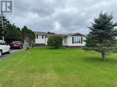 This well-maintained, 2 bedroom, 1 bath, home is located on 2.38 acres of land with an awesome ocean...