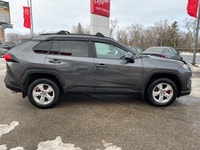 -Regina Honda Recent Arrival! 2020 Toyota RAV4 XLE 107 point inspected, Fully detailed, Fresh oil ch... (image 5)