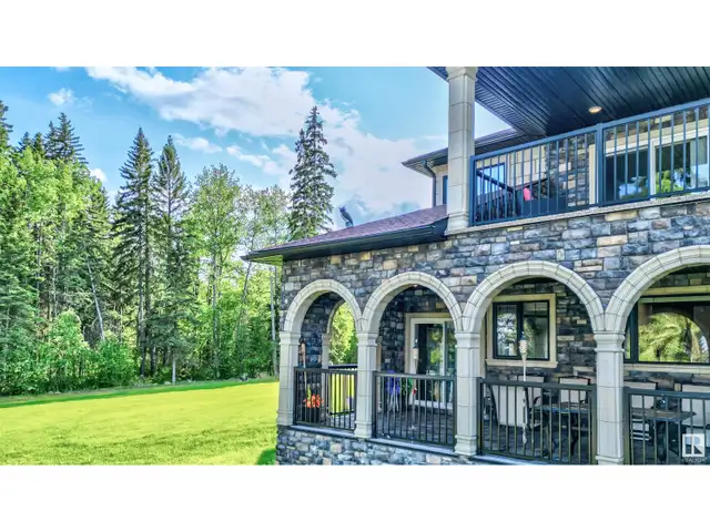 2202 28 ST Cold Lake, Alberta in Houses for Sale in Edmonton - Image 15