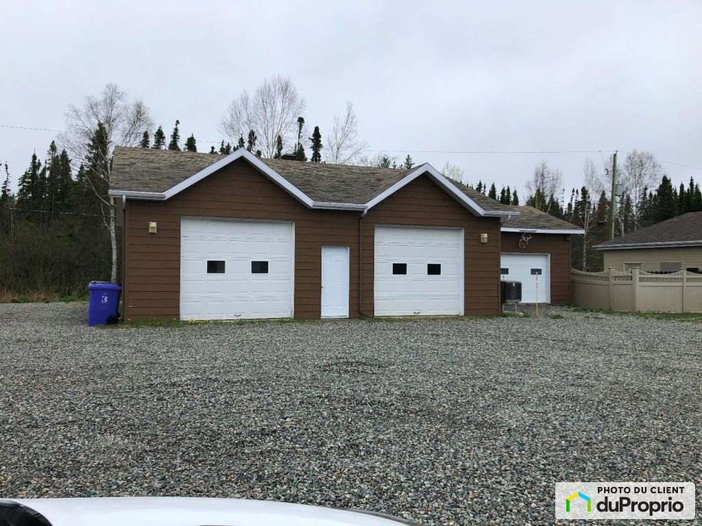 $750,000 - 1 1/2 Storey for sale in Chibougamau — photo 3