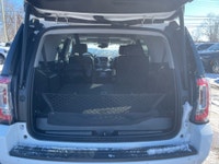 Leather Seats, Bluetooth, Heated Seats, Premium Sound Package, Power Tailgate! This GMC Yukon is a t... (image 8)