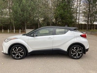 This Toyota C-HR has a powerful Gas 4cyl 2.0 L engine powering this Variable transmission. Lane Depa... (image 9)