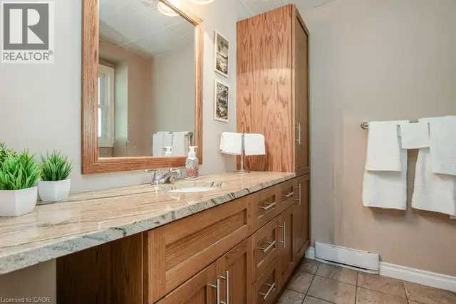 108 QUEENSWAY Drive St. Jacobs, Ontario in Houses for Sale in Kitchener / Waterloo - Image 35