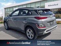 This Hyundai Kona boasts a Regular Unleaded I-4 2.0 L/122 engine powering this Variable transmission... (image 3)