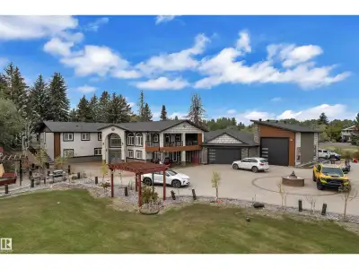 Stunning Fully Renovated Country Residential Home – 6 Bed | 5 Bath | 2.4 Acres | Over 5,100 Sq.Ft. W...