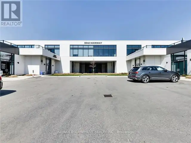 5045 MAINWAY Burlington (Uptown), Ontario in Commercial & Office Space for Rent in Oakville / Halton Region - Image 3