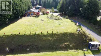 Check out 885 Lanqvist Rd in picturesque Hyde Creek, where craftsmanship, natural abundance, and coa...