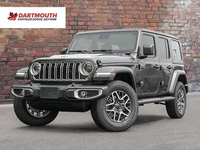 Only 17 Miles! This Jeep Wrangler has a trusty Regular Unleaded V-6 3.6 L/220 engine powering this A...