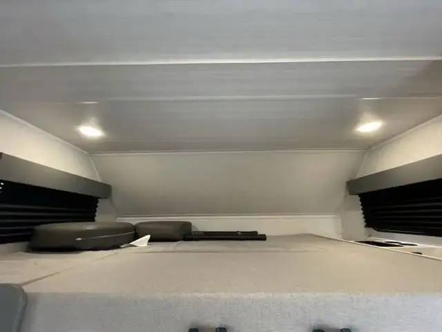 2026 EAST TO WEST Entrada 2950OK in RVs & Motorhomes in Edmonton - Image 23