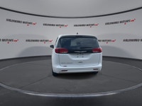 The used 2024 Chrysler Grand Caravan SXT 2WD is built for busy family life and daily comfort. This m... (image 6)
