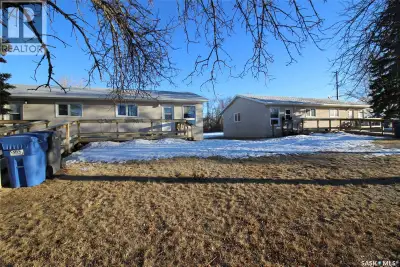 Excellent 4-unit rental opportunity in the welcoming community of Climax—a quiet town conveniently l...