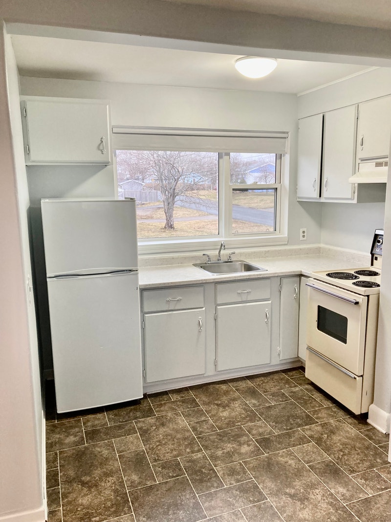 Available Now, Bright 3Bedroom Apartment Sydney, Great Location Long