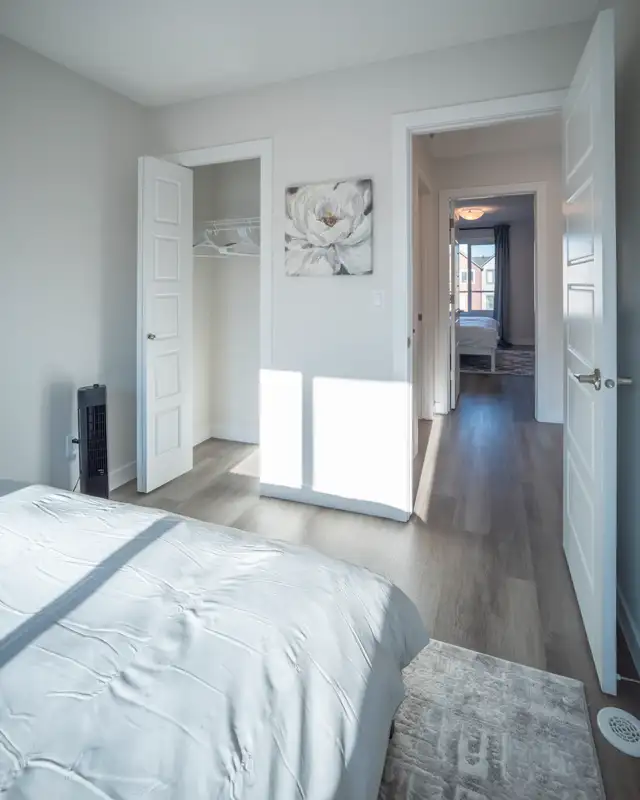 3 Bedroom 3 Bathroom Townhome for Short Term Rent63849108620545123