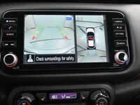 Efficient 1.6L engine with Xtronic CVTÂ® delivers excellent fuel economy for city and highway drivin... (image 6)