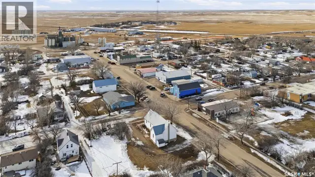 312 Main STREET Central Butte, Saskatchewan in Commercial & Office Space for Sale in Moose Jaw - Image 37