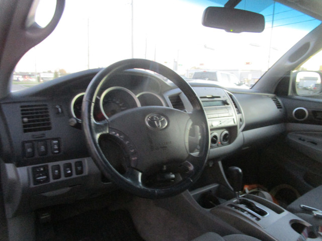 2009 Toyota Tacoma King cab 4x4 TRD  AUTOMATIQUE INSPECTE GARANT dans Autos et camions  à Laval/Rive Nord - Image 3