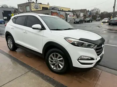 2016 HYUNDAI TUCSON PREMIUM 2.0L 4 CYLINDER FWD 179,000KM CLEAN TITLE CAR FAX AVAILABLE! ONTARIO VEH...