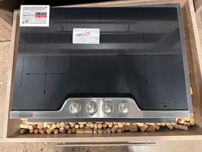 Frigidaire Professional 30-inch Electric Cooktop FPEC3077RF, View more