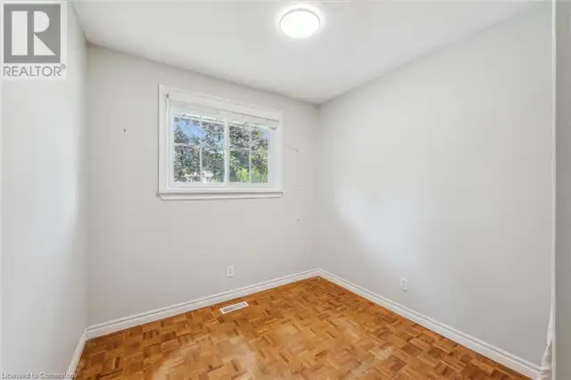 244 WESTWOOD Drive Kitchener, Ontario in Houses for Sale in Kitchener / Waterloo - Image 19