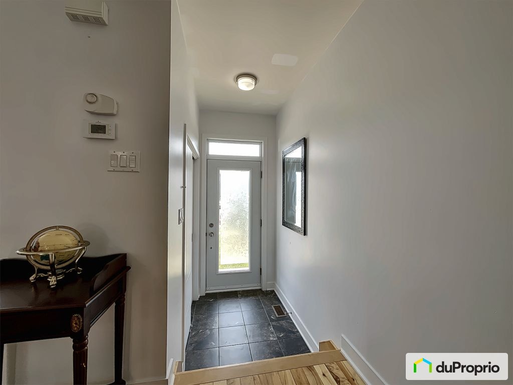 $719,900 - Semi-detached for sale in Chambly — photo 2