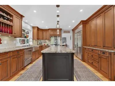 Showstopping 4-bedroom EXECUTIVE rancher home on 1.101 private acres in Mission's most serene enclav...