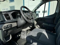 2023 Ford Transit T-250 AWD 2023 Ford Transit T-250 AWD 130 low roof Equipped with bluetooth, back u... (image 7)