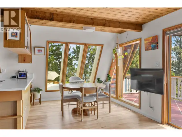 6431 Renfrew Road Peachland, British Columbia in Houses for Sale in Penticton - Image 16