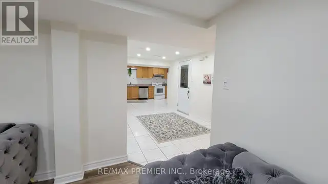 BASEMENT - 25 GRANITE STREET Vaughan (East Woodbridge), Ontario in Long Term Rentals in Markham / York Region - Image 7