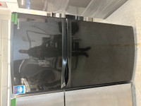 2230- Réfrigérateur KitchenAid noir congélateur en haut black fr