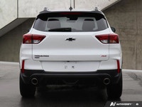 LOW LOW KM'S! 2023 Chevrolet Trailblazer RS. One Owner, No Accidents. Equipped with: AWD, Panoramic... (image 3)